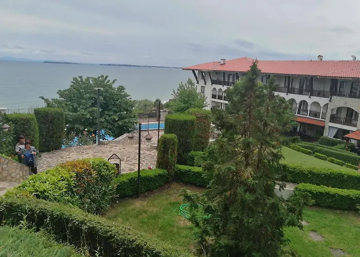 Monastery Seafront * Sveti Vlas